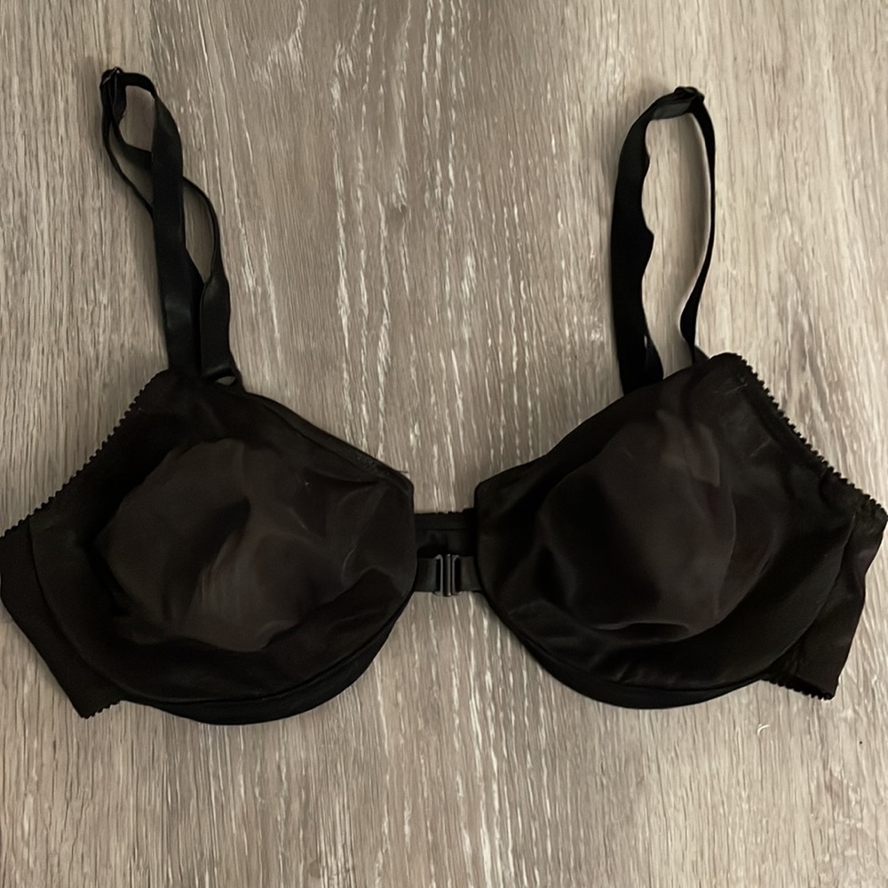 34DD-36D black front clasp bra